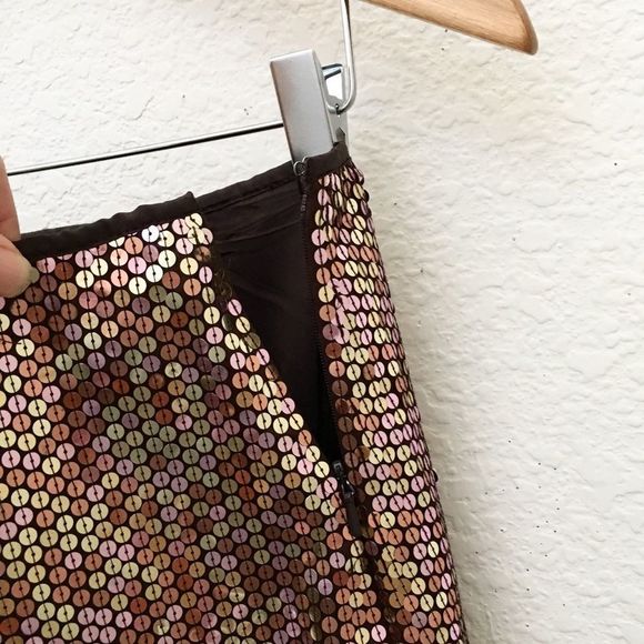 EXPRESS Brown & Pinky-Gold Sequined Mini Skirt 7/8 - Picture 6 of 7